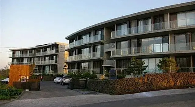 Laisla Hotel Jeju, Забронировать Отель Отели Согвипхо с парковкой, Парковка