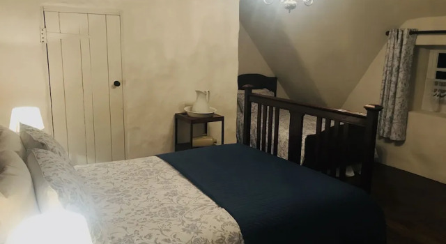 Коттедж Luxury Rosehill House