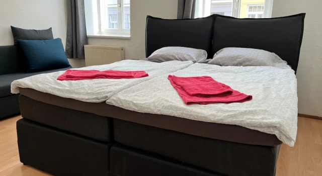 Affordable 3BR shared Apt. near Meidling, Prenota Appartamento 12. Meidling Vienna