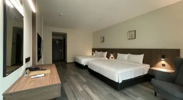 Номер Deluxe OYO 1108 Bundusan Hotel