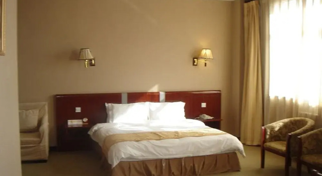 Jiahang Hotel Tianjin Huashuo, Buchen Sie Hotel Dongli 