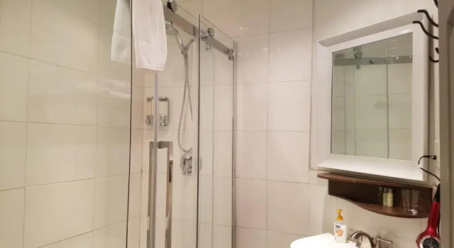 Номер Economy hotel & spa Carré Saint-Louis