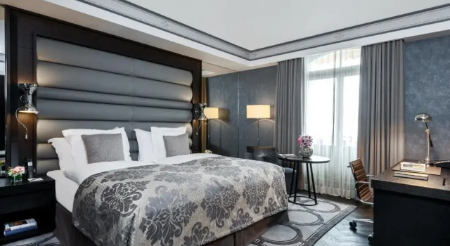 Двухместный номер Savoy Executive с видом на озеро Royal Savoy Hotel & Spa