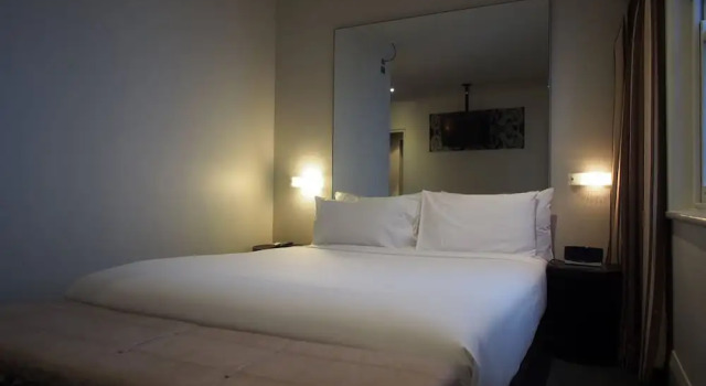 Номер Premium Kirketon Hotel Sydney