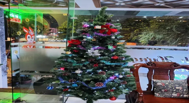 Binh Hung Hotel, Забронировать Отель Отели Танбинь с парковкой, Парковка