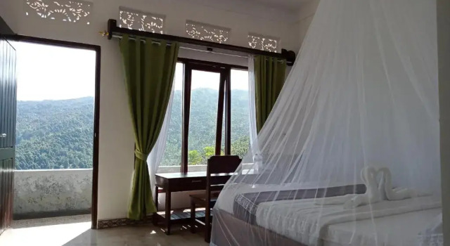 Двухместный номер Standard с балконом Aris Homestay and Warung Made