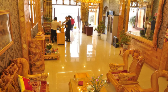 Bao Son Hotel, Забронировать Отель Шапа Лаокай, рядом с Рынок Сапа