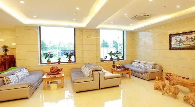 GreenTree Inn Nanshan Park Express Hotel, Varaa Hotelli Jiamusi Heilongjiang