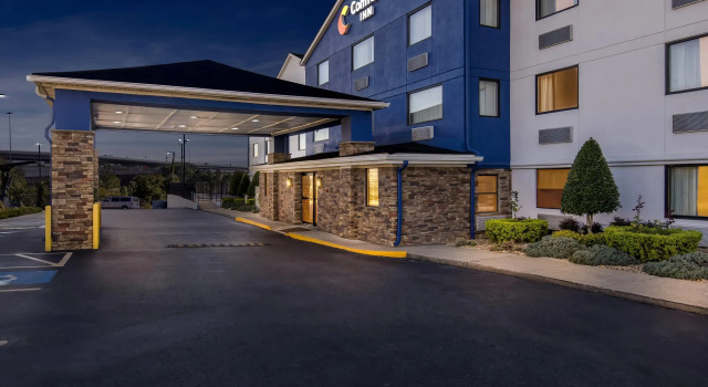 Comfort Inn Nashville West, Забронировать Отель Юг Нашвилл Нэшвилл