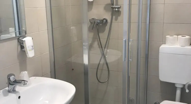 Семейный номер Standard с 2 комнатами с балконом Hotel Vischi