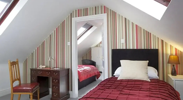 Трёхместный номер Standard Charlton Kings Hotel