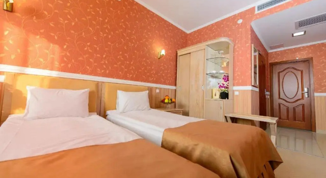Standardowy dwuosobowy pokój O'Azamat Hotel