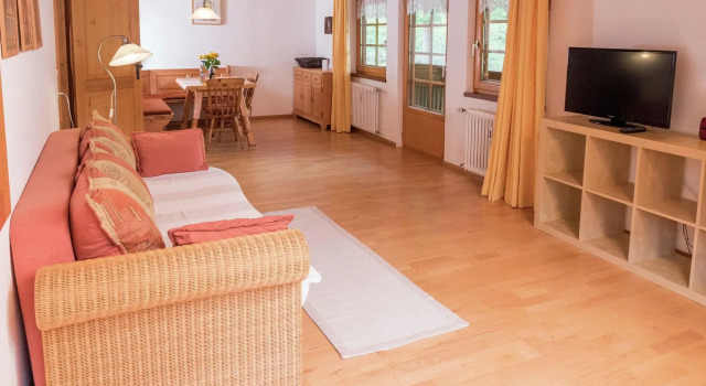 Countryside Farmhouse in Buchenbach-Wagensteig with Terrace, Забронировать Отель Отели Бухенбах 3 звезды, 3*