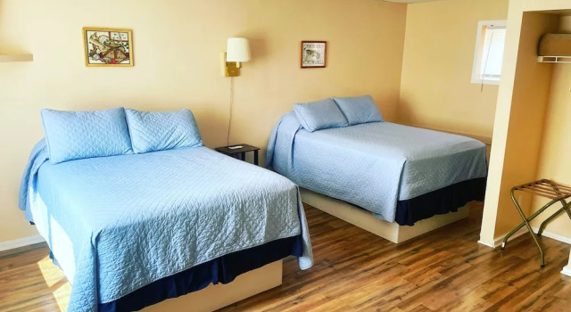 Номер Comfort Riverview Inn