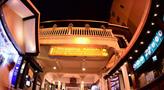 Silom Village Inn