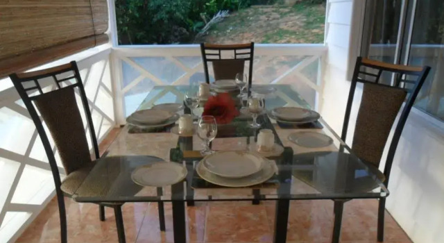 Cella Villa, Boek Villa Vakantiehuizen in Anse a La Mouche, Cottage