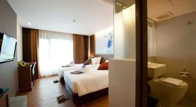 Номер Deluxe 41 Suite Bangkok