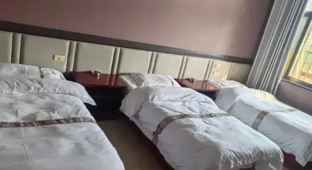 Трёхместный номер Standard Jinzhong Xinyixuan Accommodation