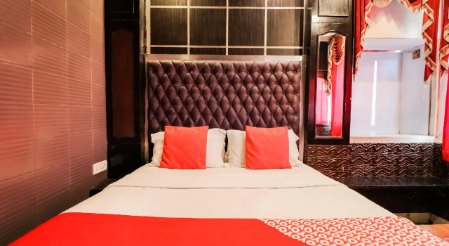 Люкс Standard OYO 3360 Hotel Ganga