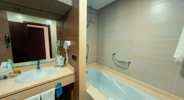 Семейный номер Standard Цокольный этаж Hôtel Tamuda Beach
