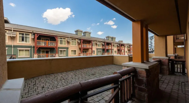 Номер Standard с красивым видом из окна Unequalled Ski in Out, Next to Gondola, Sundial hotel room, Pool, Hot tub, Condo Nast Winner C316A