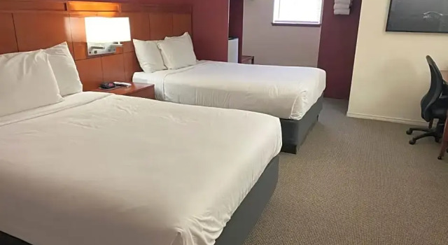 Номер Standard Lakeshore Inn Water Front