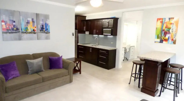 Beach One Bedroom Suite A20, Rezervovat Hotel Hotely v Ocho Rios Coast s parkováním, Parkování
