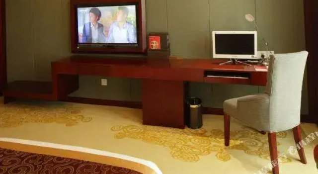 Двухместный номер Business Huagang International Hotel