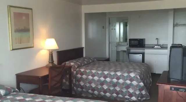 Четырёхместный номер Standard с балконом Point 1 Resort & Motel