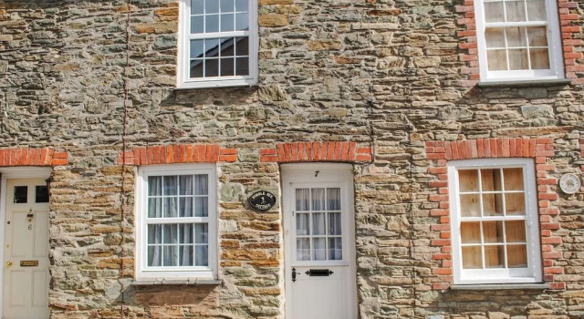 Bumblebee Cottage