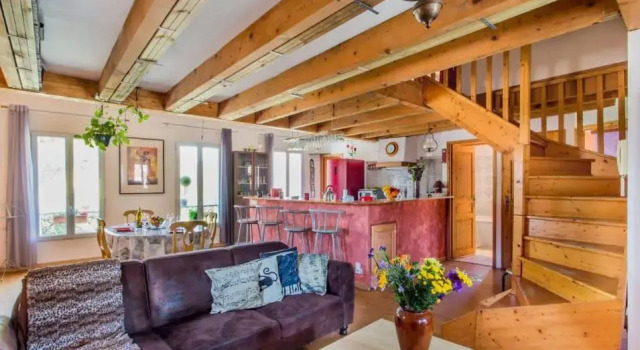 Апартаменты Duplex maison de village, plages, LESCLESDENICOLE