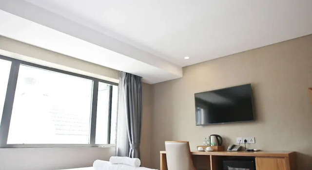 Номер Superior Imperial Saigon Hotel