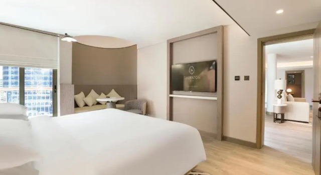 Люкс Diplomatic с 2 комнатами Sheraton Abu Dhabi Hotel & Resort