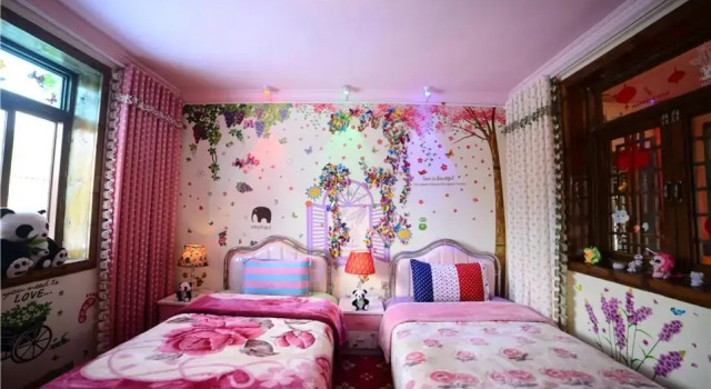 Номер Superior October Inn