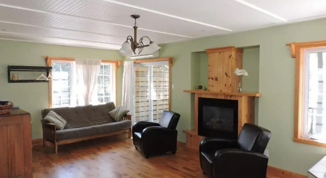 Люкс с балконом Auberge Spa & Beaux Reves