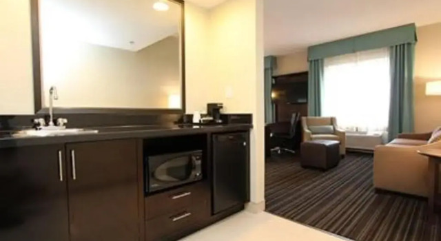 Студия Hampton Inn & Suites by Hilton St. Johns Airport