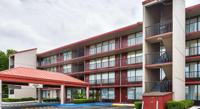 Номер Standard Rodeway Inn & Suites Birmingham I-59 exit 134