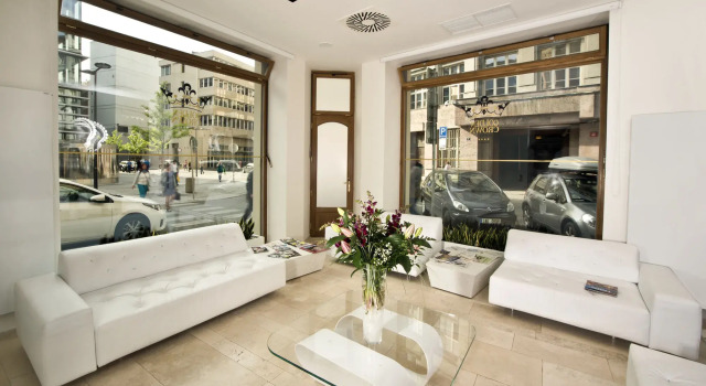 Golden Crown Hotel, Reservar Hotel Hotéis de 4 estrelas em Praga, perto de U Fleků, 4*