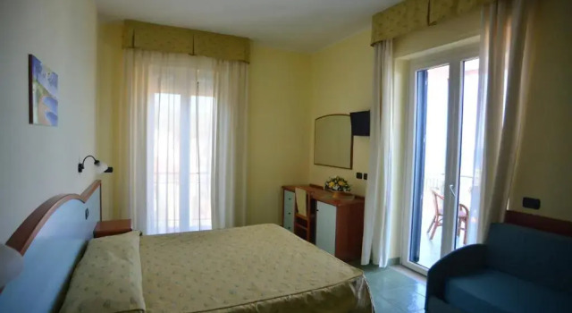 Номер Standard Hotel La Scogliera