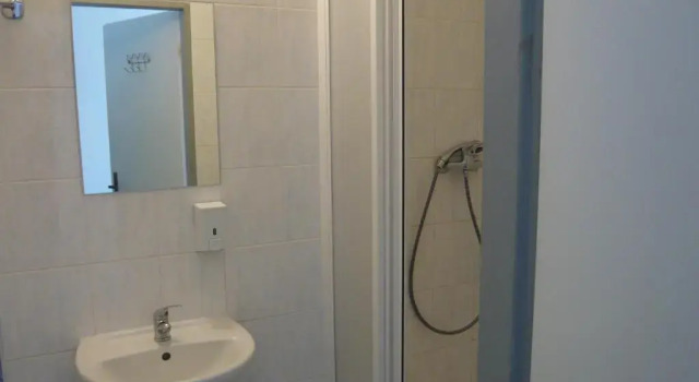 Standardowy trzyosobowy pokój Hotel Hasa