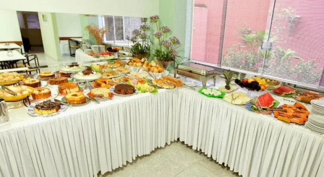 Hotel Parati Arapongas, Забронировать Отель Отели Арапонгас с парковкой, Парковка
