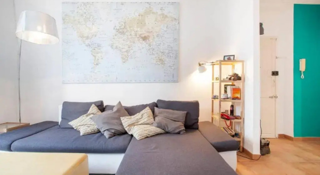 Апартаменты Luminous & Cosy Down Town Apartment