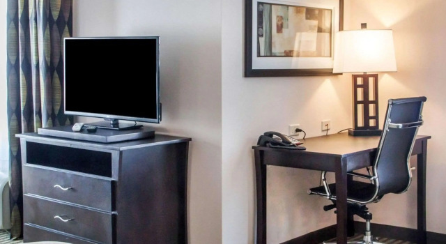 Шестиместный люкс Comfort Inn & Suites Woodward