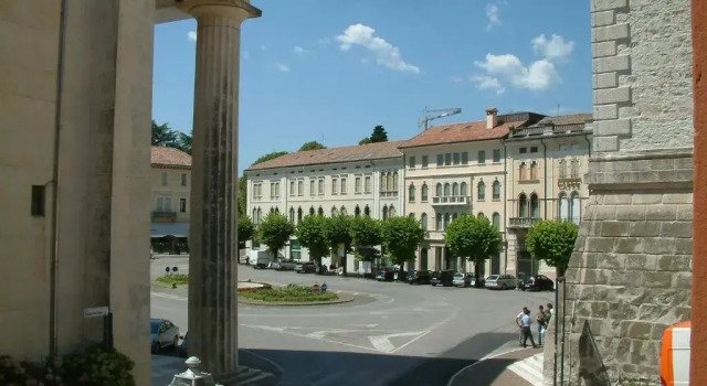Casa vacanza Piazza Marconi, Book Hotel Valdobbiadene 