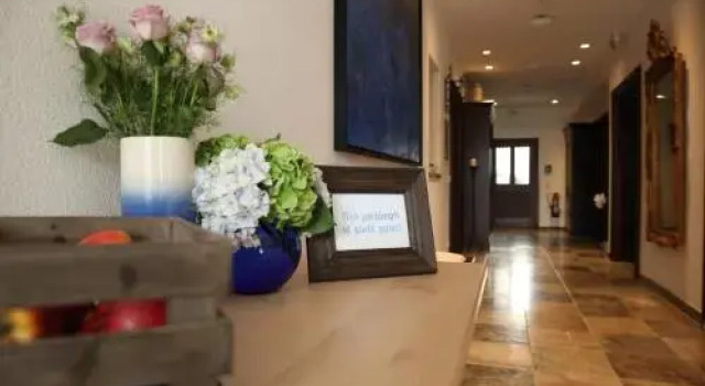 Hotel Hofwirt Neubeuern, Book Hotel Neubeuern Chiemgau