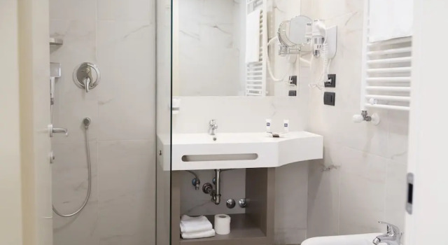Трёхместный номер Standard JR Hotels Bocconi Milano