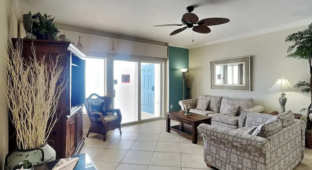 Admiral's Quarters #1406 by Southern Vacation Rentals, Prenota Appartamento Hotel a Alabama con piscina, Piscina