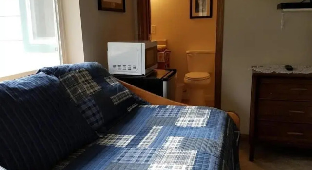 Yosemite Nights Bed & Breakfast, Забронировать Отель «постель и завтрак» Марипоса Mariposa County