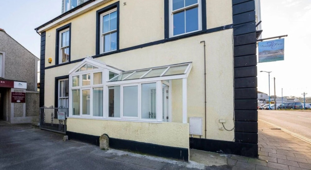 Luxurious 2 Bedroom Apartment With Estuary View, Varaa Huoneisto Asunnot kohteessa Merseyside, Huoneisto