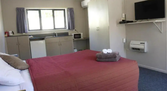 Студия Roxburgh Motels
